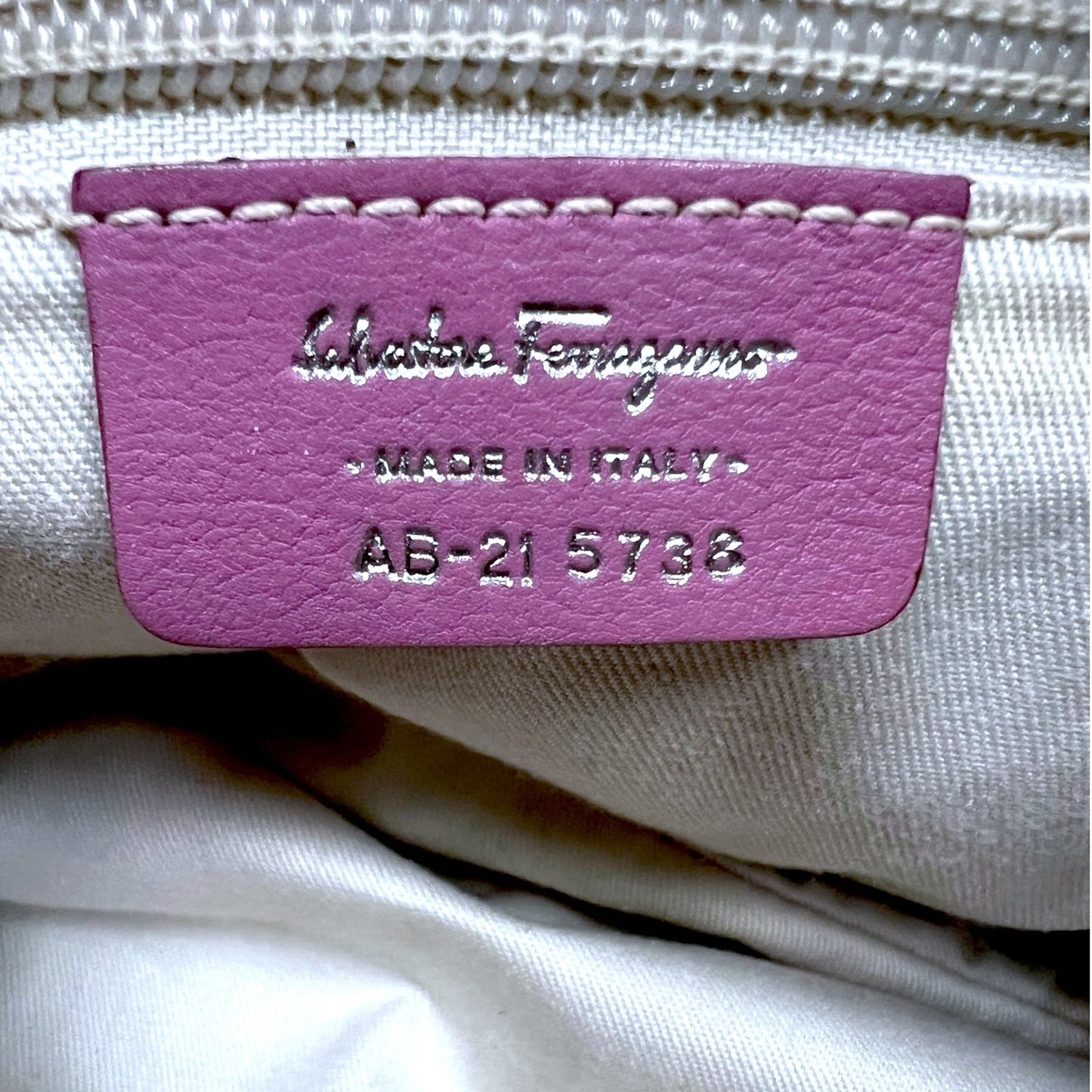 Salvatore Ferragamo Gancini Pink Leather Suede Purse Handbag Lux $2,100 Retail