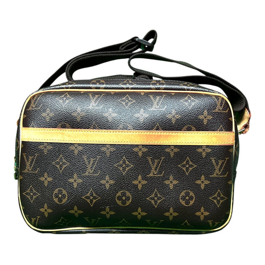 Louis Vuitton Coated Canvas Monogram Reporter Bag - $1,200 Retail