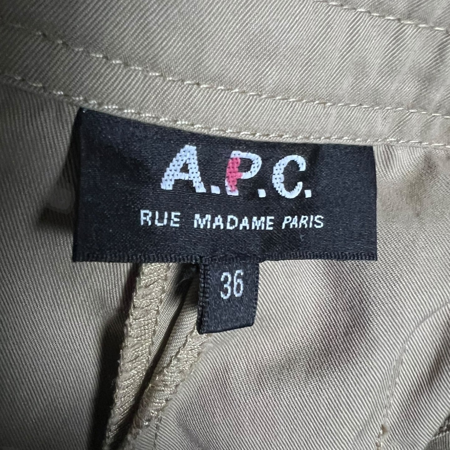 A.P.C. Pleated Belted Straight Leg Khaki Pants EU 36 (US 26/27 Waist)