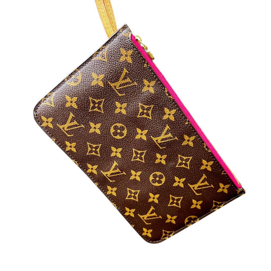 Louis Vuitton Monogram Wristlet Neverfull Pochette - $1,550 Retail