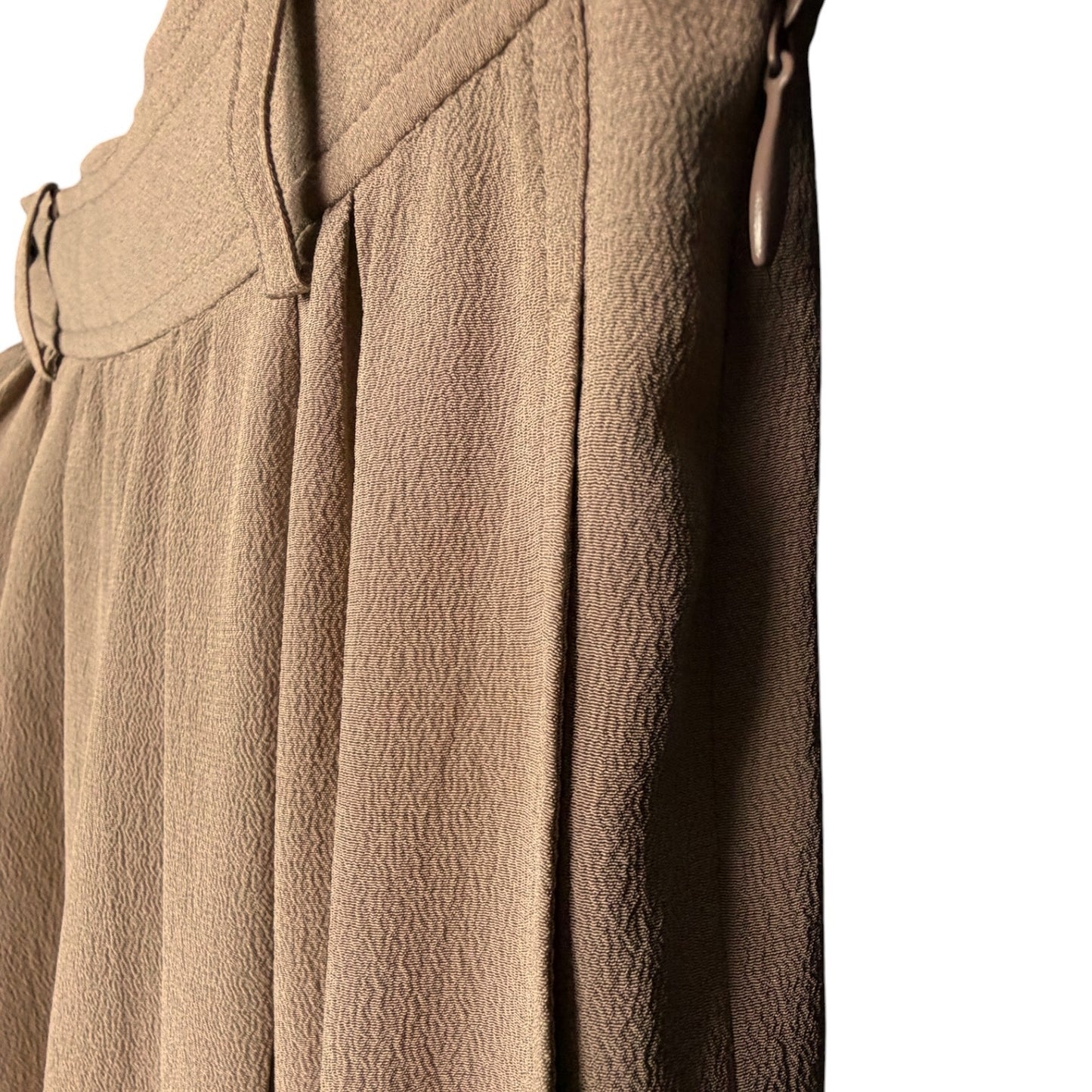 Dusan 100% Silk Flowy Pleated Tan Cuffed Women's L EU 42 Slacks Pants Career NWT