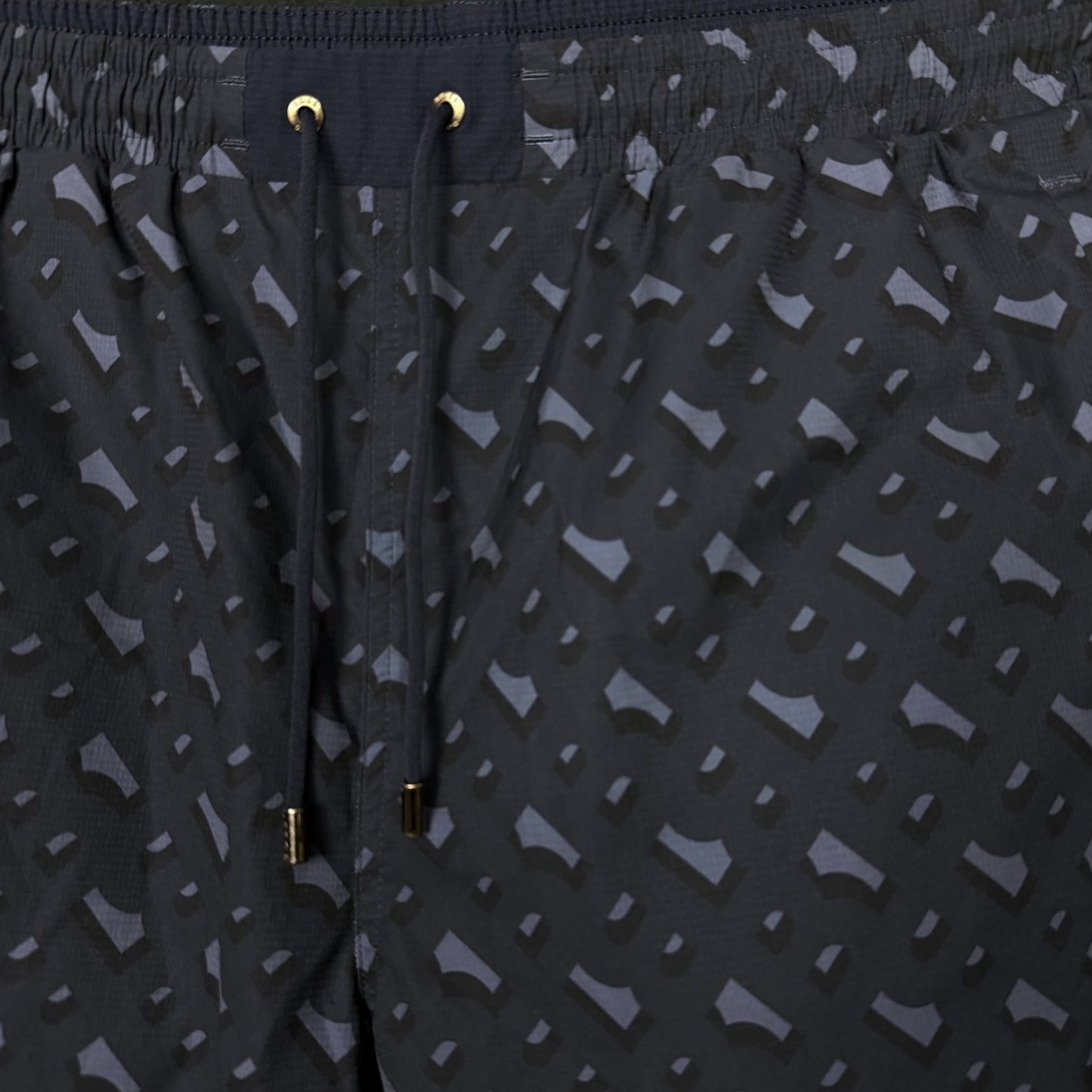 Hugo Boss Navy Blue Geometric Print Swim Trunks Men's XL Mesh Lined Luxury Pool