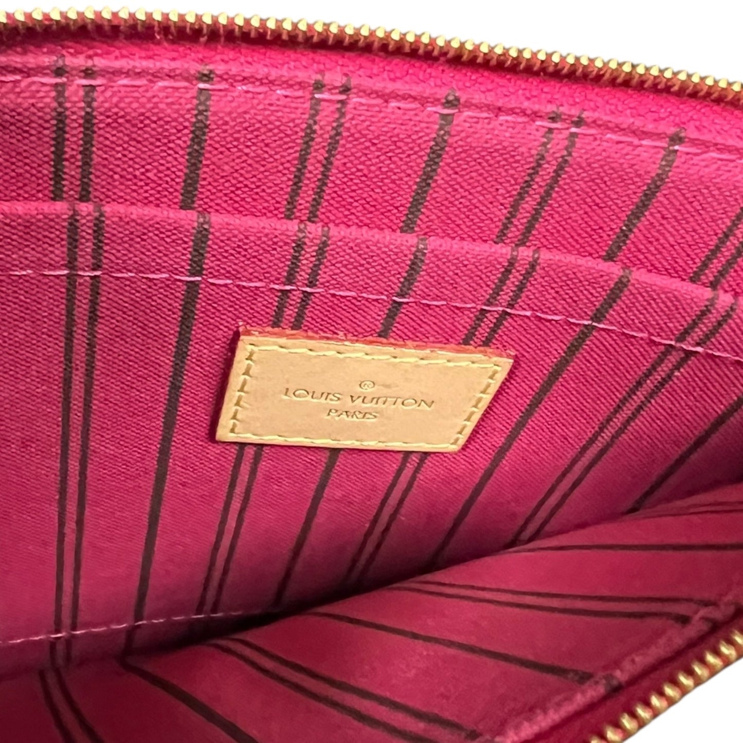 Louis Vuitton Monogram Wristlet Neverfull Pochette - $1,550 Retail