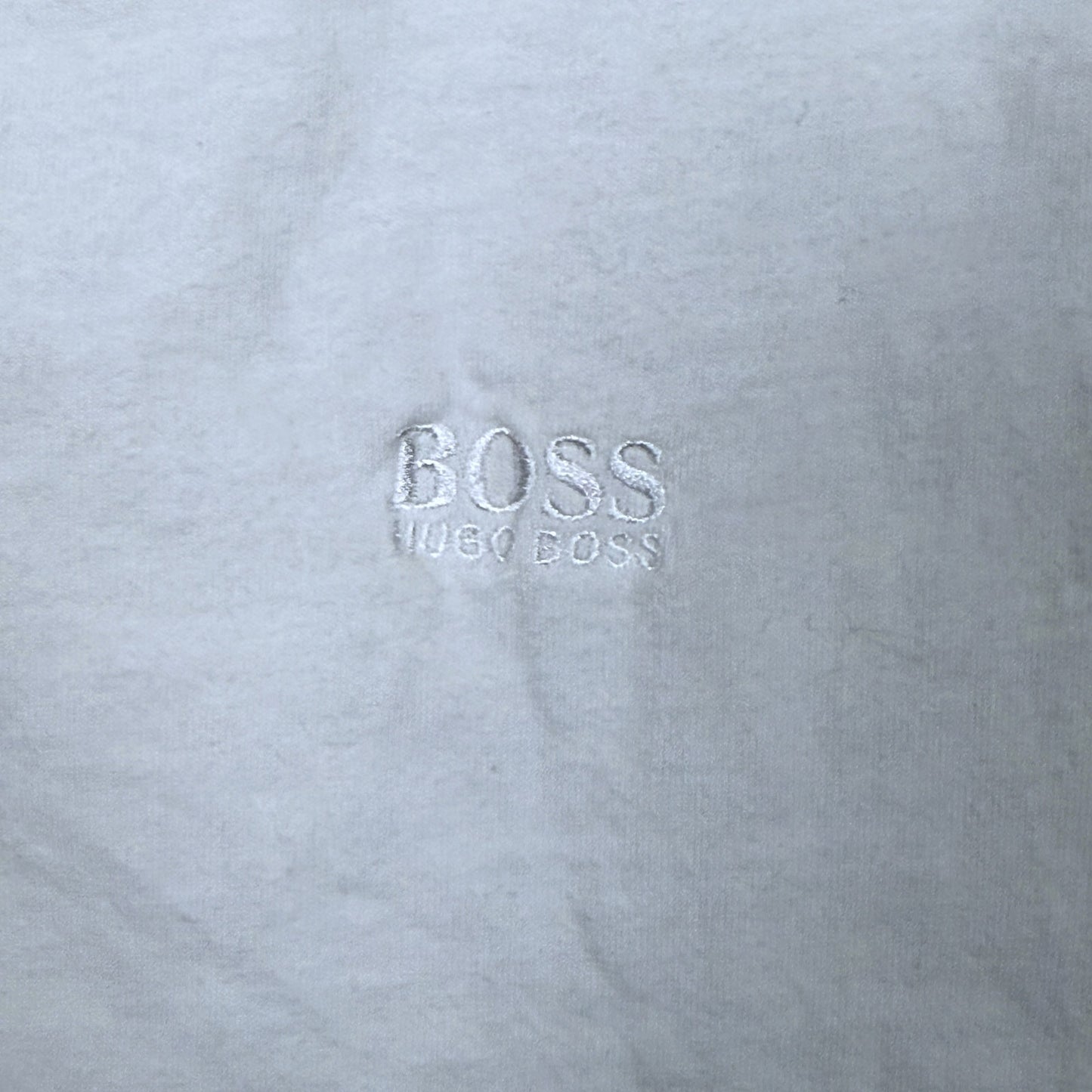 Hugo Boss White Modern Fit V-Neck Men's Medium Embroidered Logo T-Shirt Casual